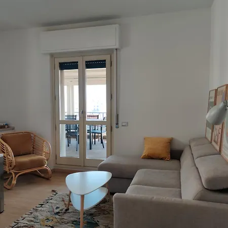 شقة Penthouse Milanview Penthouse ميلان